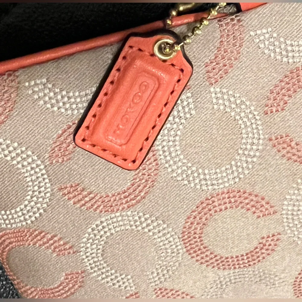 Coach pattern designeraccessories